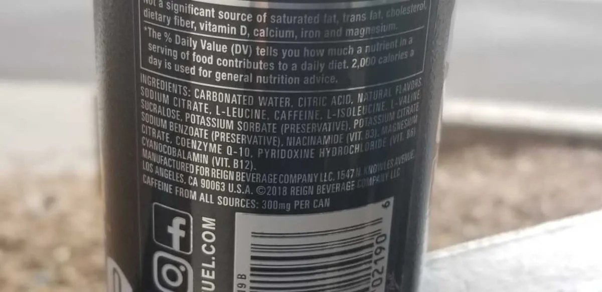 Label indicating how much caffeine is Reign