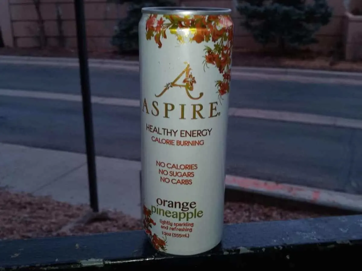 A can of Aspire energy drinks