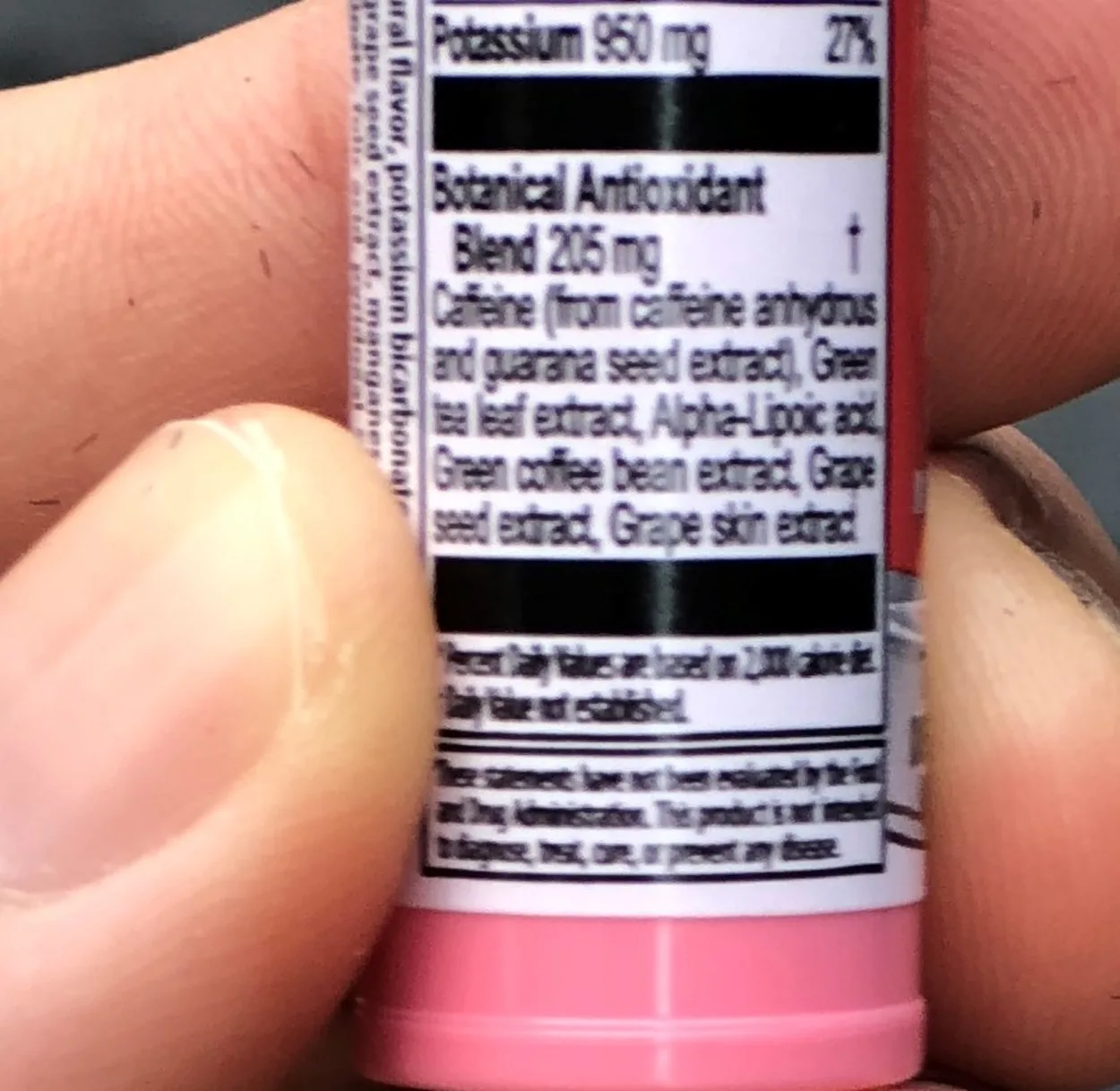 A tube of Zipfizz energy drink showing the amount of antioxidants present in it.